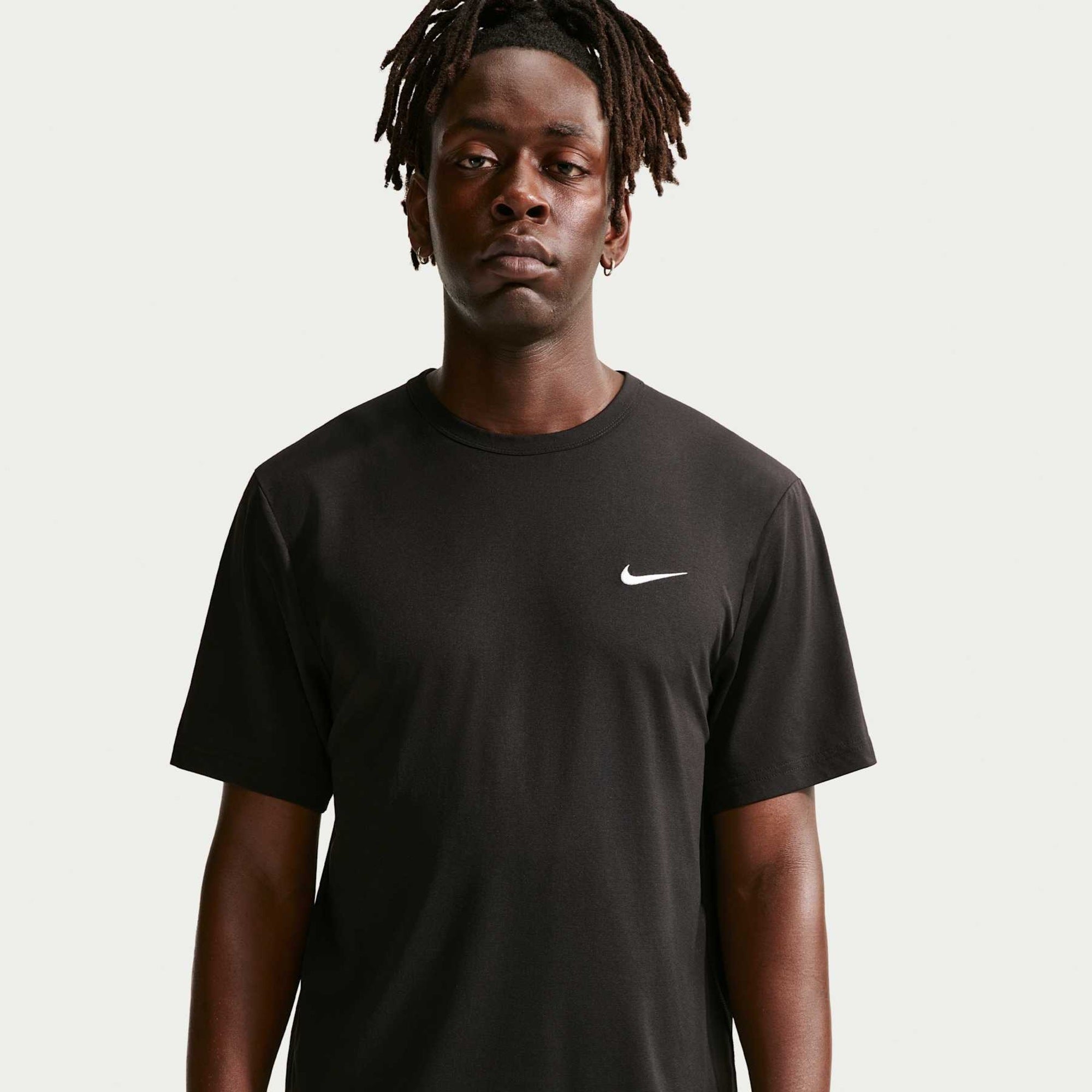 Camiseta Nike Dri Fit Hyverse If2197 — Preto