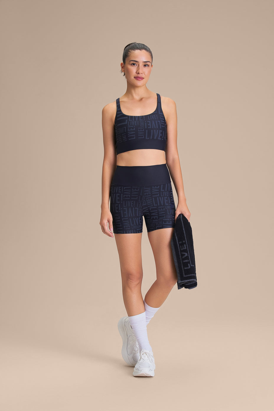 Live Shorts Fit — Preto/Branco - 00PT05