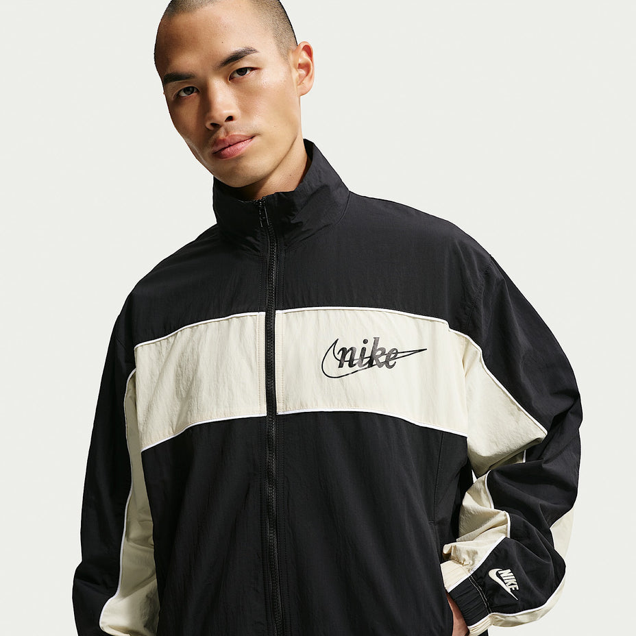 Nike M Club Ltwt Fz Jkt Ctb — Preto/Branco - 010
