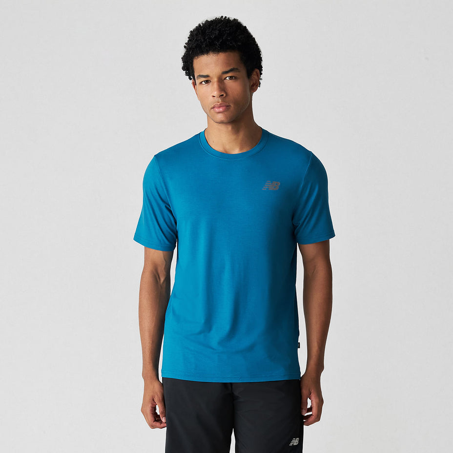 New Balance Camiseta Active Logo — Azul Artico/Azul Altitude - NOS