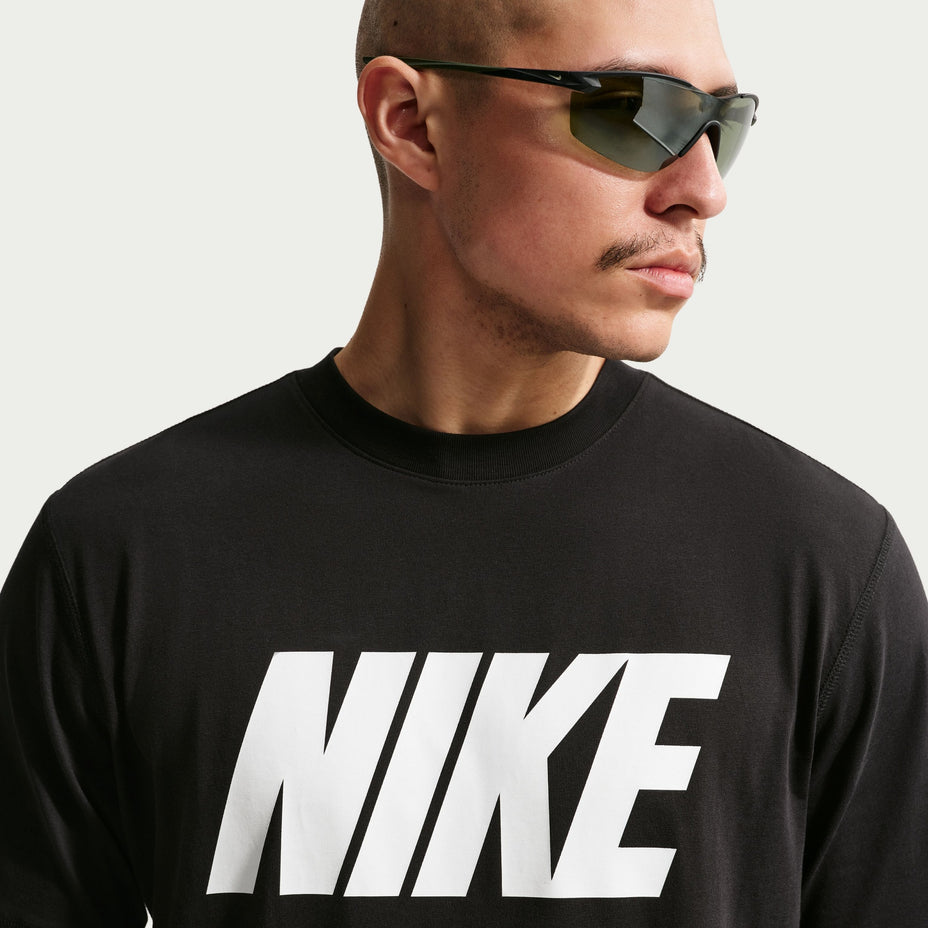 Nike Camiseta Club Varsity Ss Lifestyle — Preto - 010