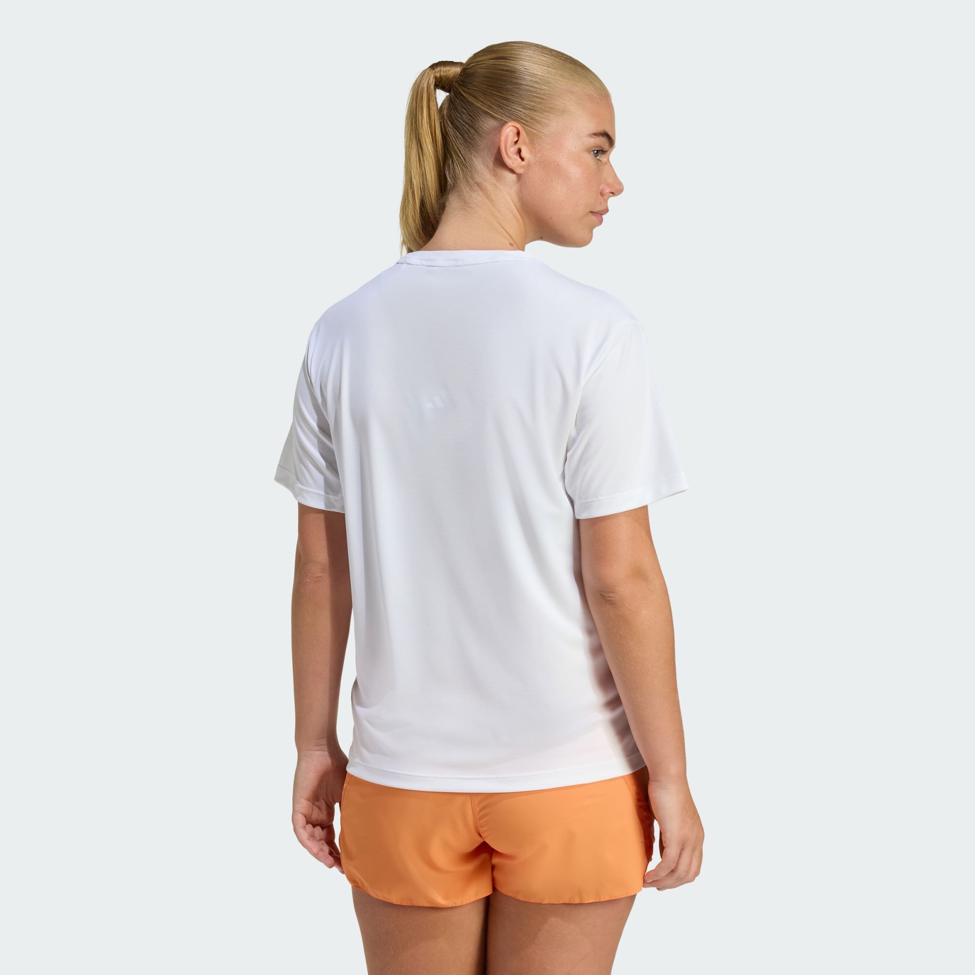 Adidas Camiseta Run Ess Tee W — Branco - .