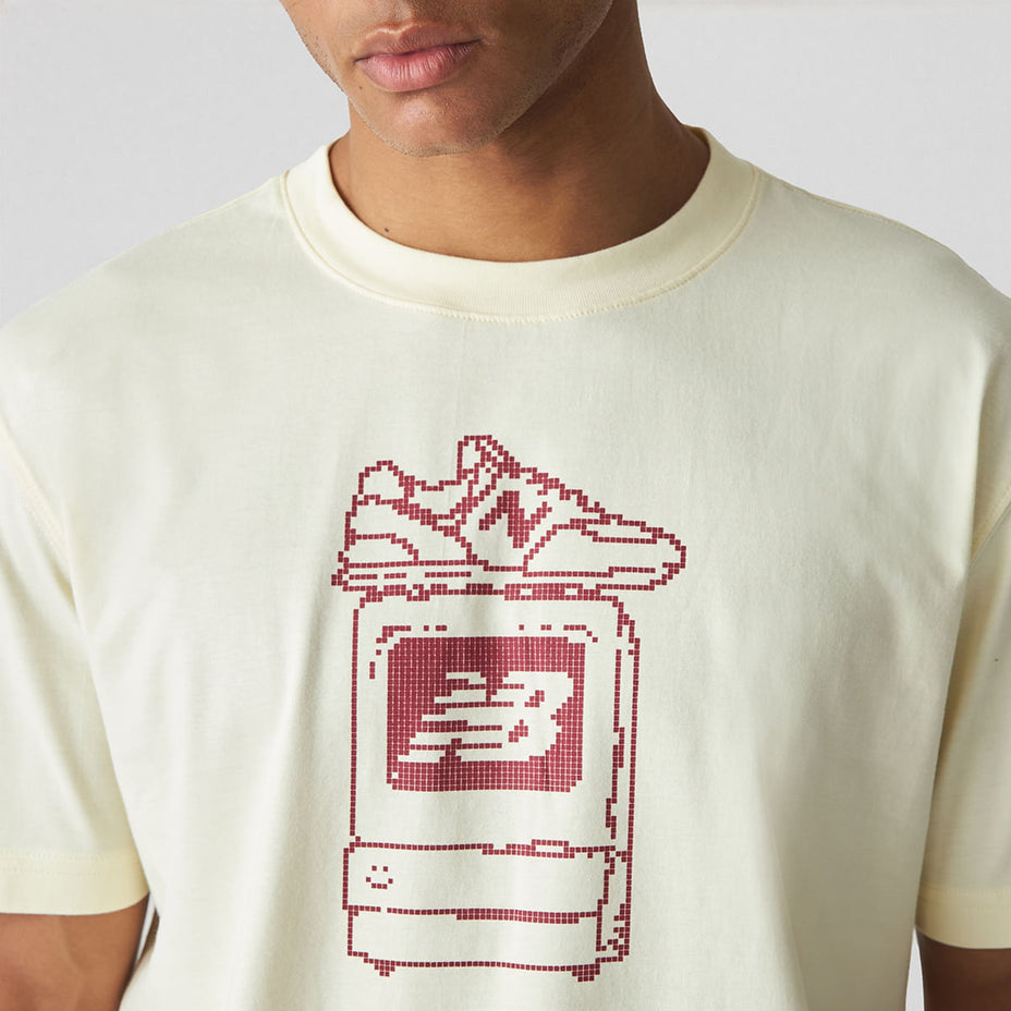 New Balance Camiseta Masc. Digitally Remastered Tv — Off White Angora - AGA
