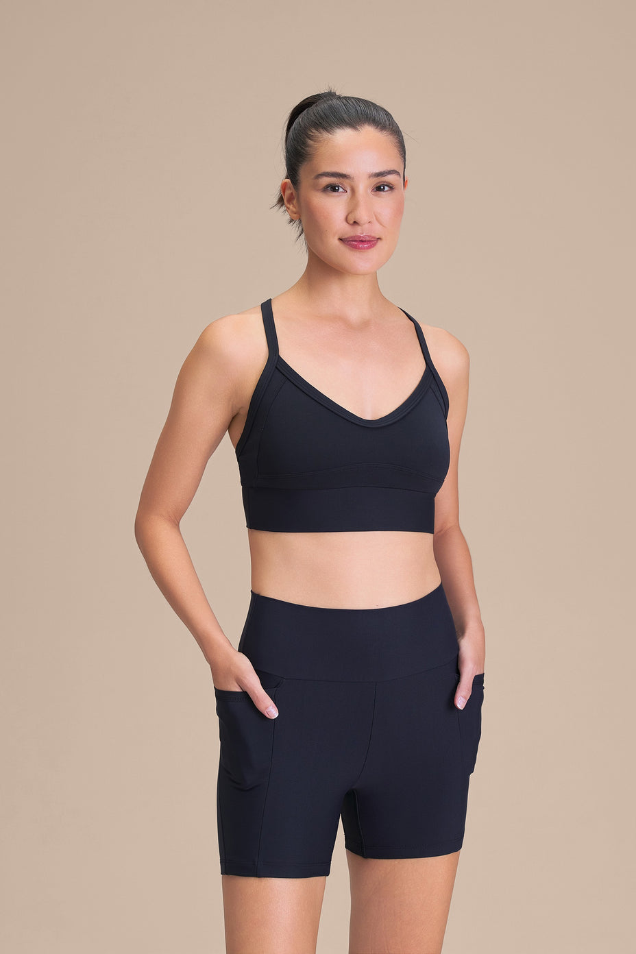 Live Shorts Fit Green — Preto - 00PT01