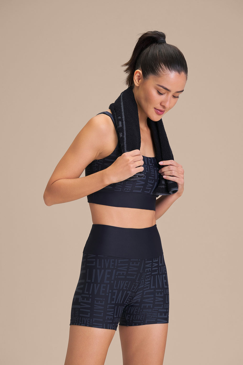Live Shorts Fit — Preto/Branco - 00PT05