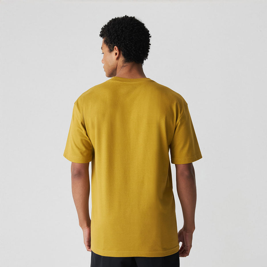 New Balance Camiseta Masc. Small Logo — Verde Manjericão - BIL