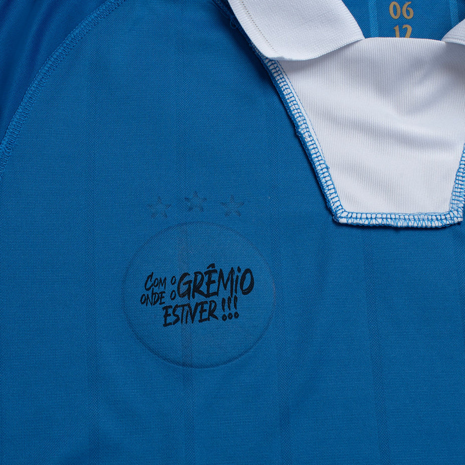 New Balance Camisa Feminina Comemorativa Gremio — Azul/Branco/Dourado - ABD