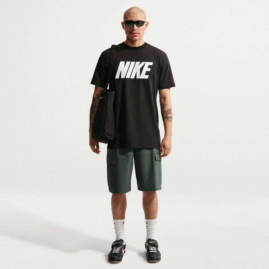 Nike Camiseta Club Varsity Ss Lifestyle — Preto - 010