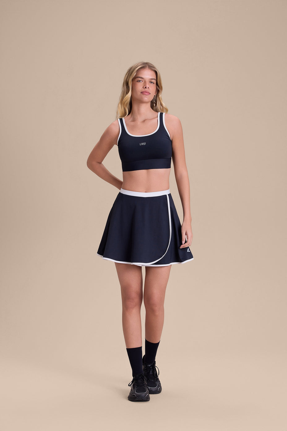 Live Short Saia Sense Pro Fem. — Preto - 00PT01