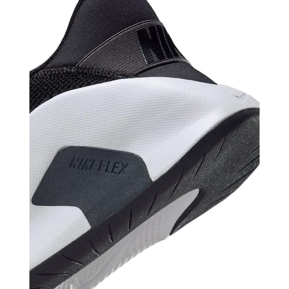Nike Flex Train M — Preto/Branco - 003
