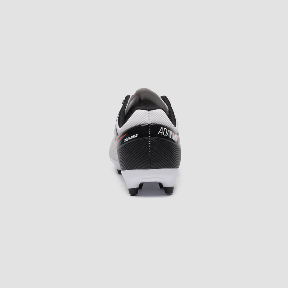Umbro Chuteira Campo Adamant Master — Branco/Preto/Coral - 210