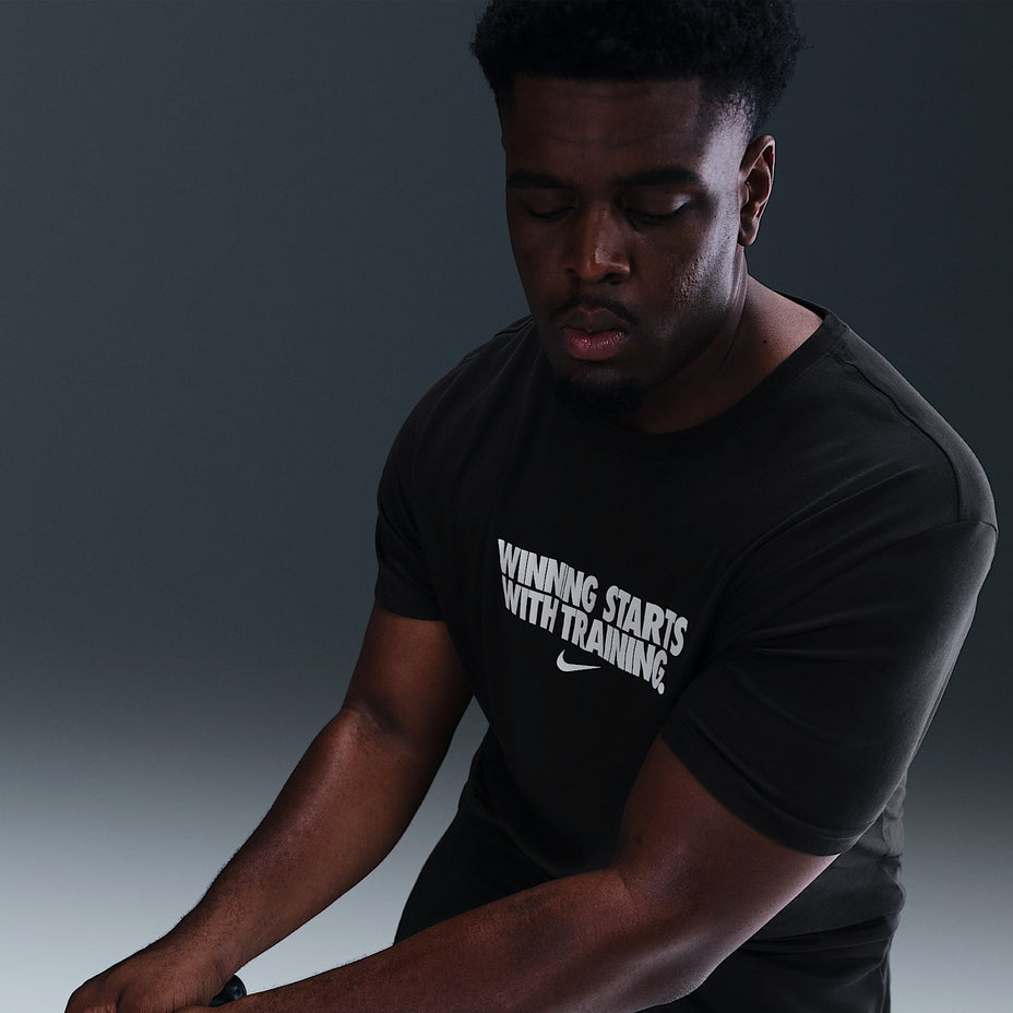 Nike Camiseta Df Tee Winning — Preto - 010