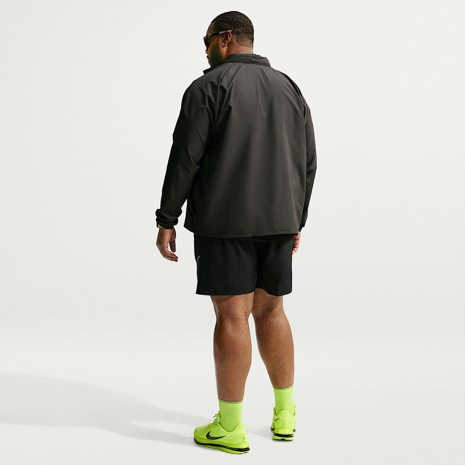 Nike Jaqueta Uv Repel Miler Masc. — Preto - 10