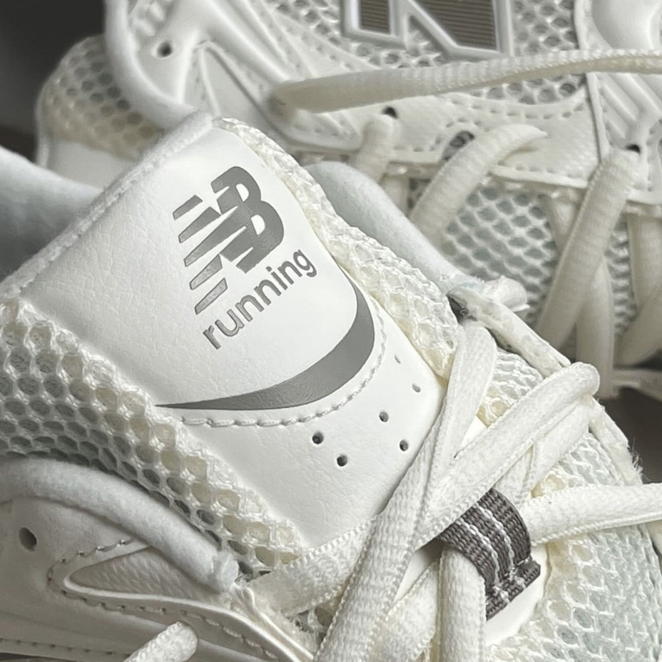 Tênis New Balance 530 Branco/Marrom U530csb