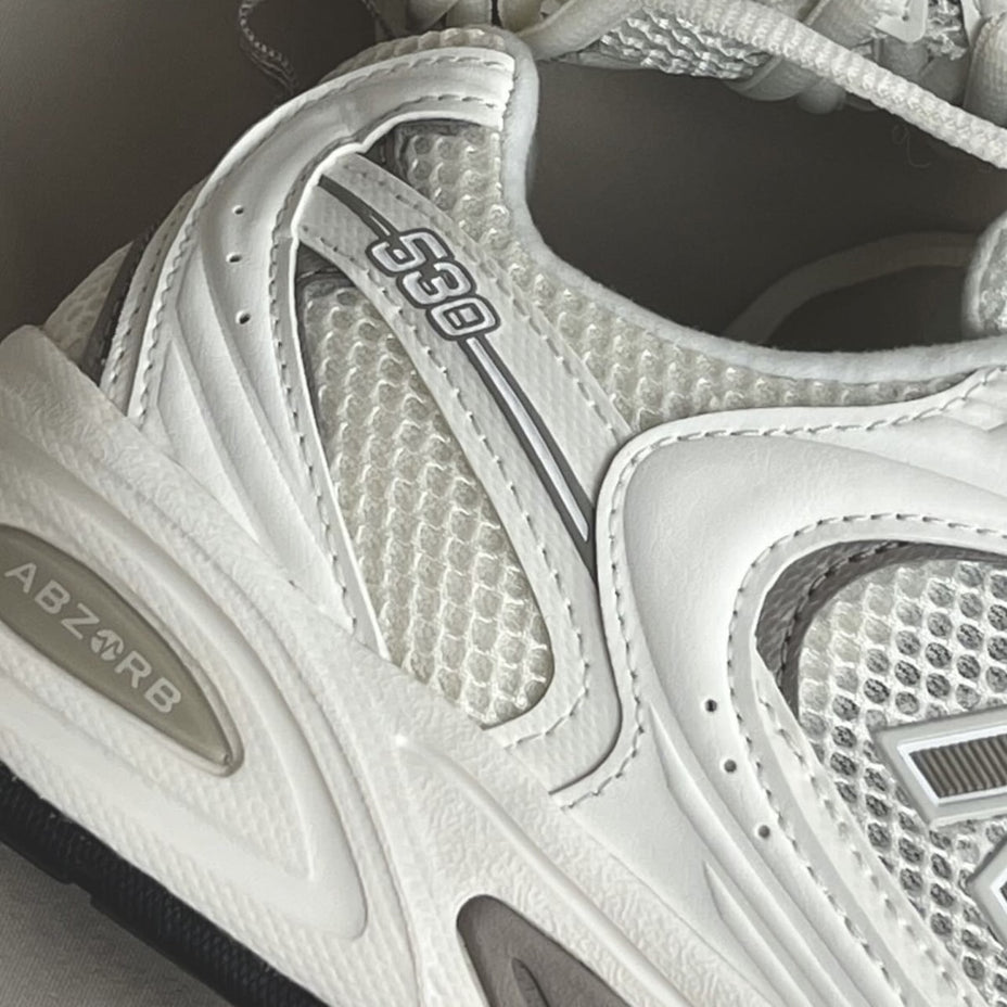 Tênis New Balance 530 Branco/Marrom U530csb