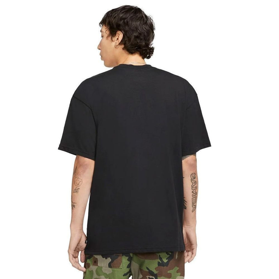 Camiseta Nike Sb Preto Dc7817-010