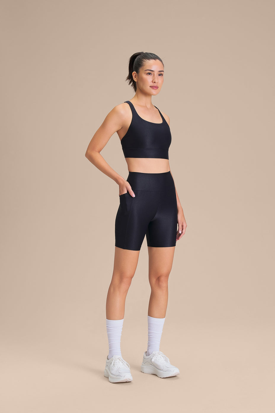 Live Bermuda Allure — Preto
