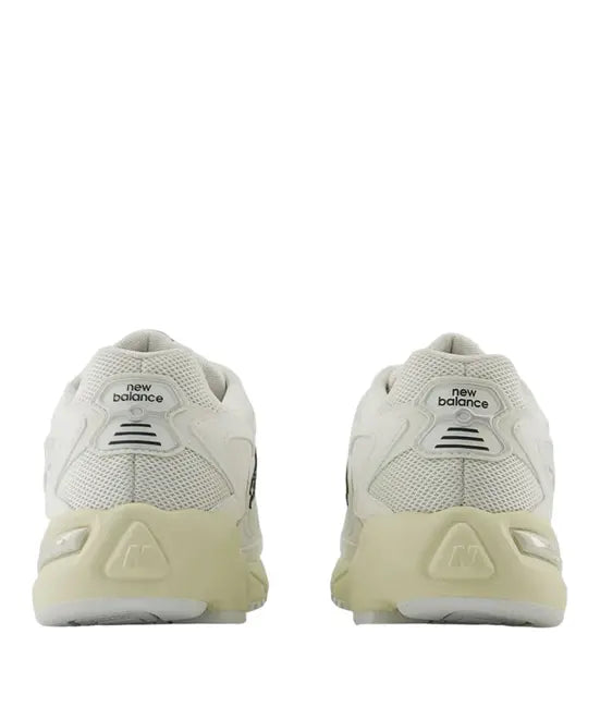 Tênis New Balance 725 Ml725