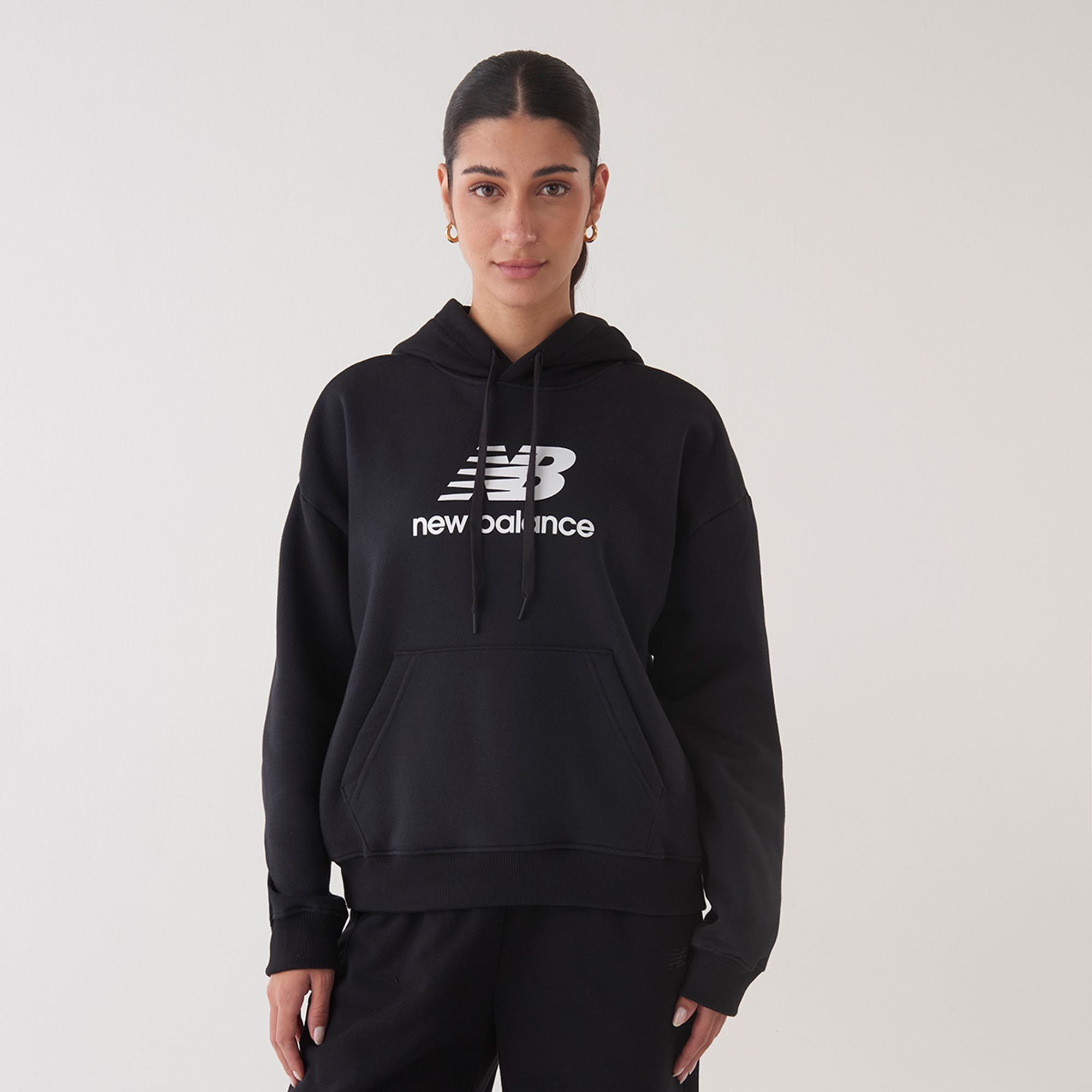 Moletom New Balance Com Capuz Essentials Basic Wt31533b — Preto