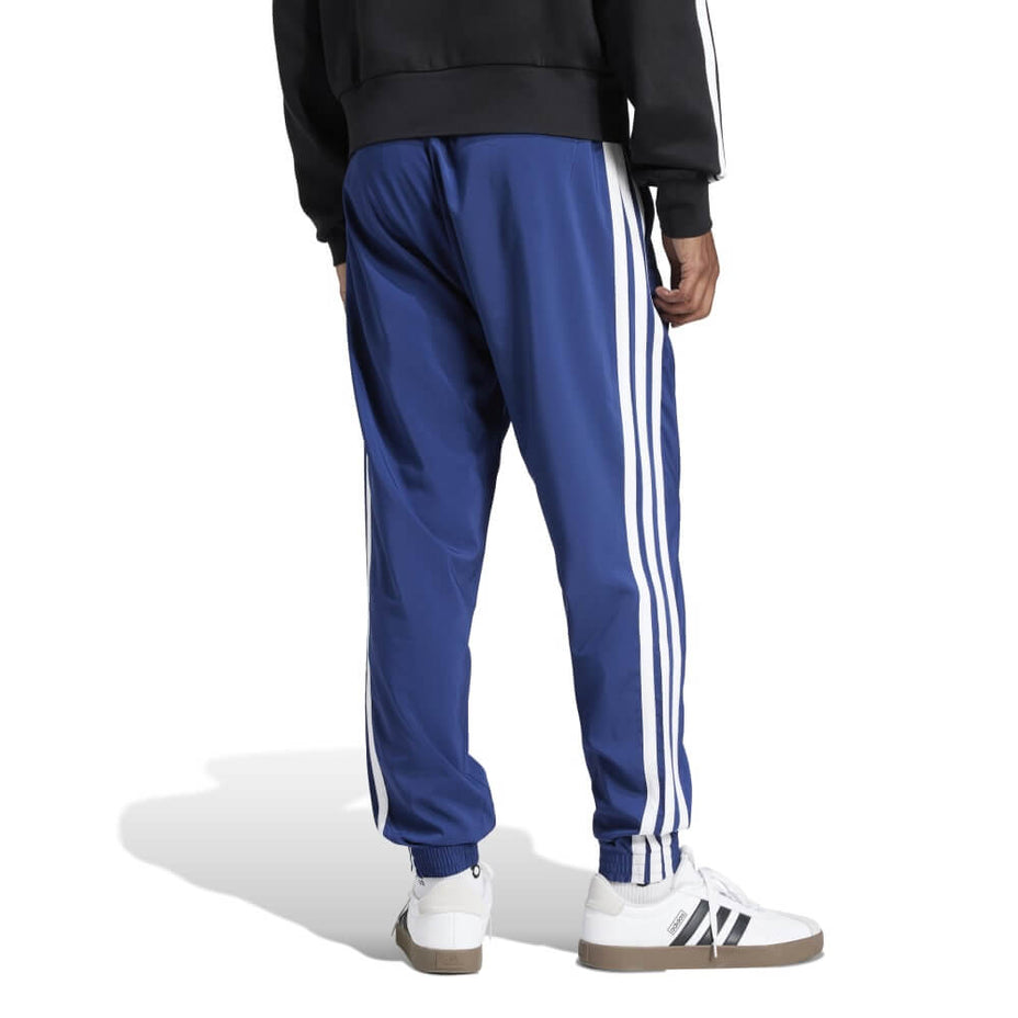 Calça Adidas Woven 3 Stripes Je6403
