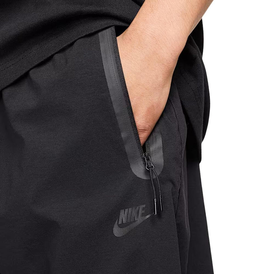 Calça Nike Tech Hm7158