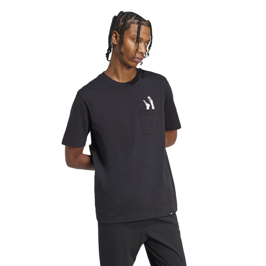 Camiseta Adidas Estampada Lounge Slides Com Bolso Jc5283