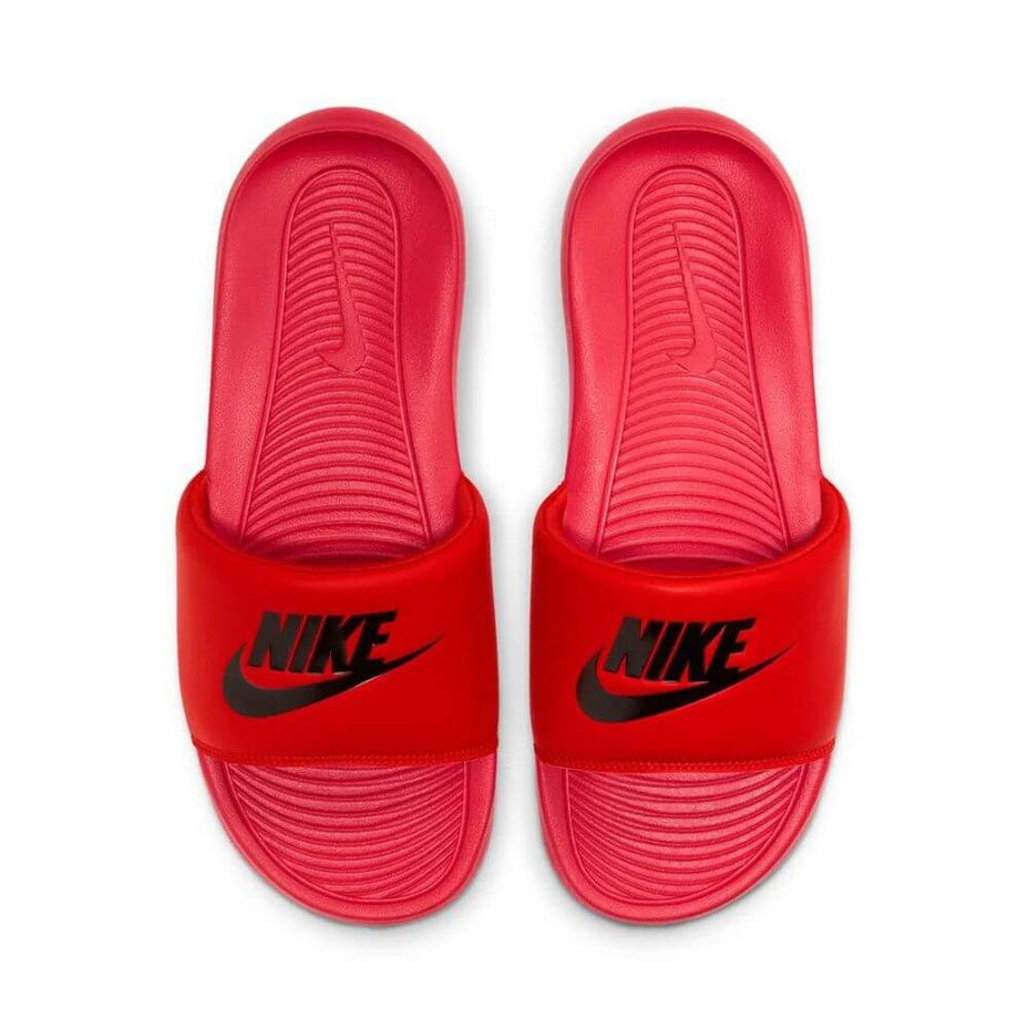 Chinelo Nike Victori One Cn9675