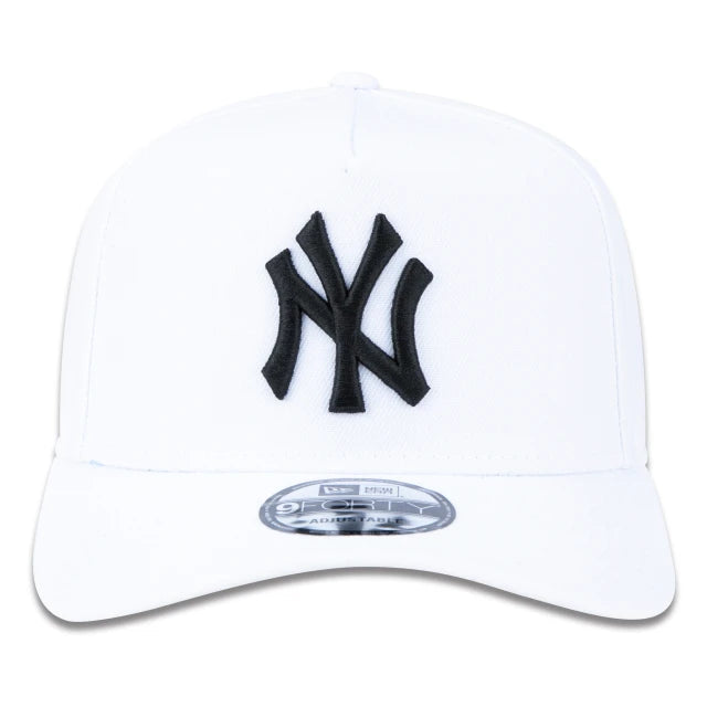 Boné 9forty A-Frame Snapback Mlb New York Yankees Branco Mbi22bon120