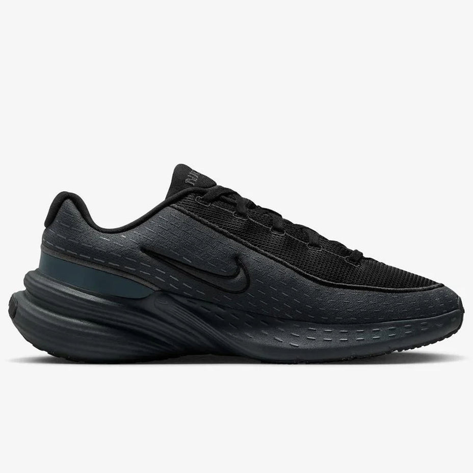 Tênis Nike Vomero 18 Hm6804